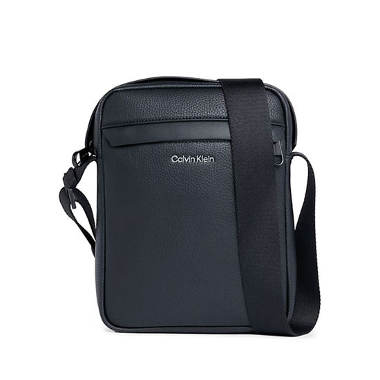 Picture of Calvin Klein 邮差包